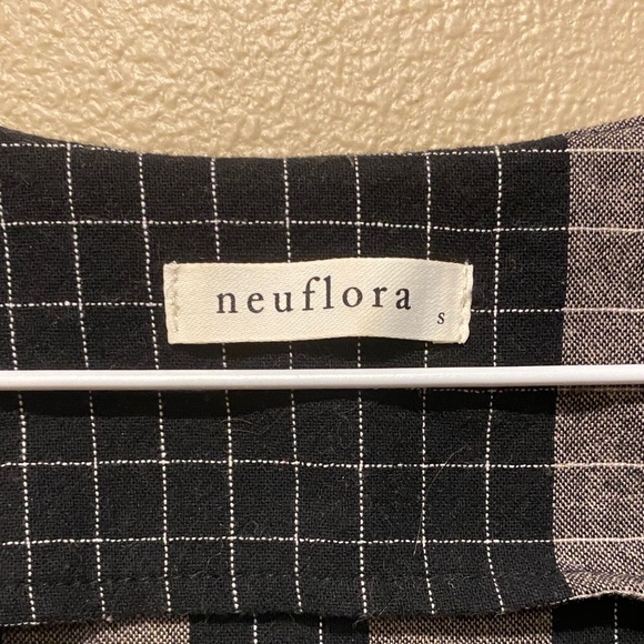 Neuflora Raleigh Dress - Picture 2 of 3